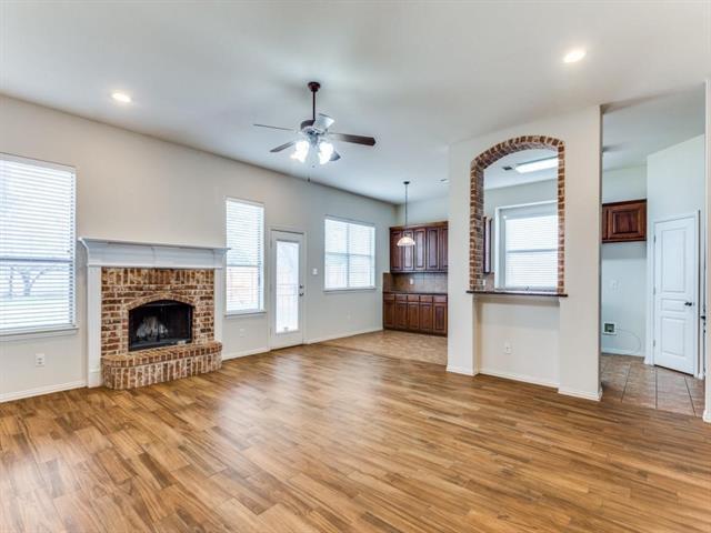 Building Photo - 8325 Estandarte Ct