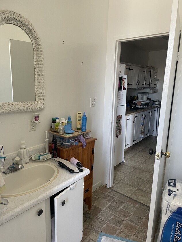 Photo du bâtiment - Beautiful 1 Bedroom Apartment in Heart of ...