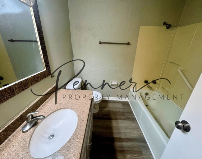 Foto del edificio - 11426 E 71 St