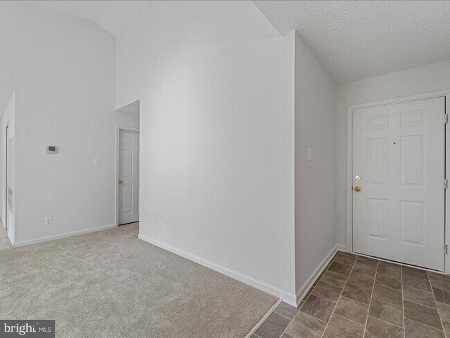 Building Photo - 1101 Huntmaster Terrace NE