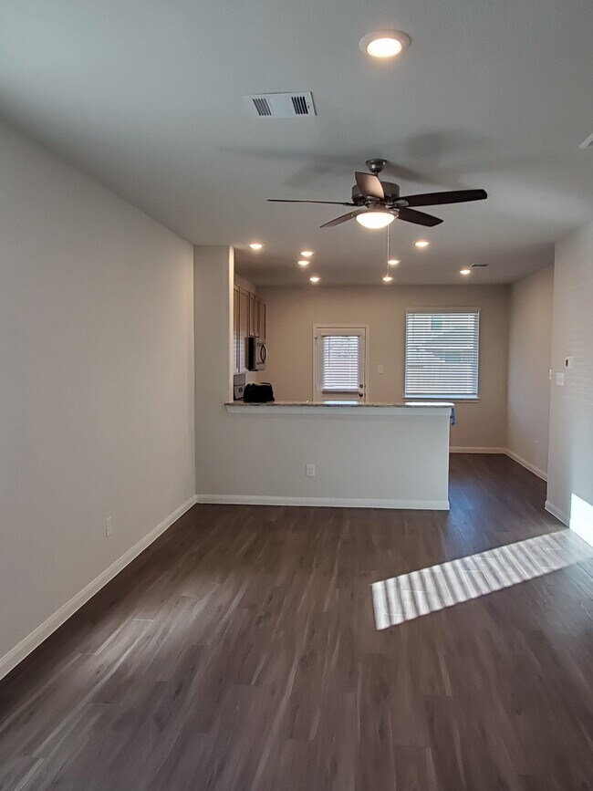 Building Photo - 2344 Green Sturgeon Ct