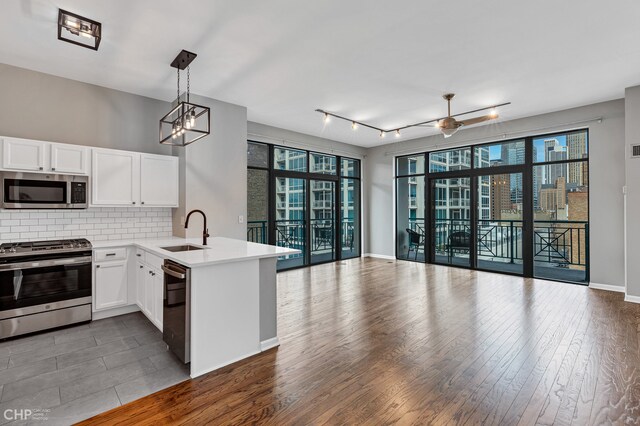 Foto principal - 340 W Superior St