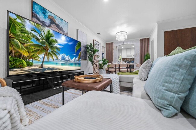 Foto del edificio - 606 S Sunshine Ave