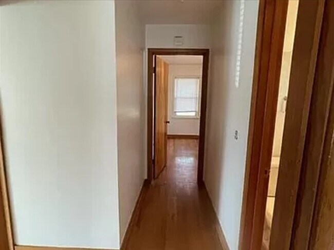 Foto del edificio - 6456 Pierce St
