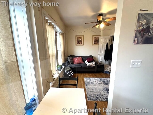 Foto del edificio - 1056 Cambridge St