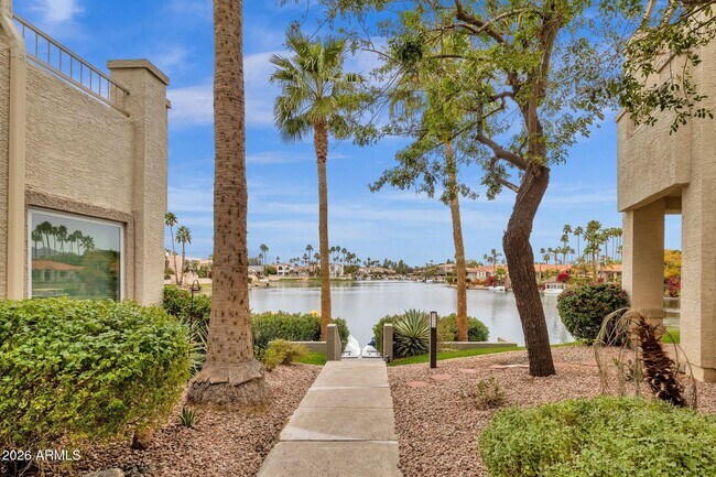 Building Photo - 10080 E Mountainview Lake Dr