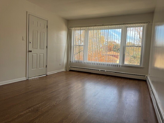 Foto del edificio - 3022 Downing Ave