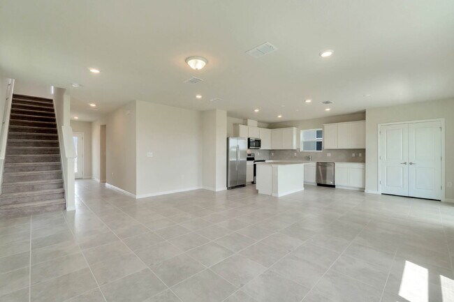 Foto del edificio - Available on 08/10! Desirable 4-Bedroom Home in Scenic Ridgeview Community