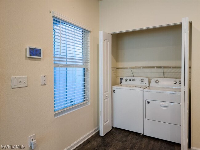 Building Photo - 284 Aralia Ln
