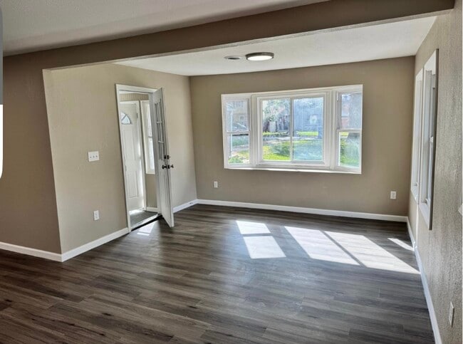 Foto del edificio - 3634 N 49th St
