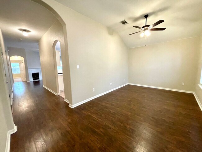 Foto del edificio - 228 Chandler Crossing Trail