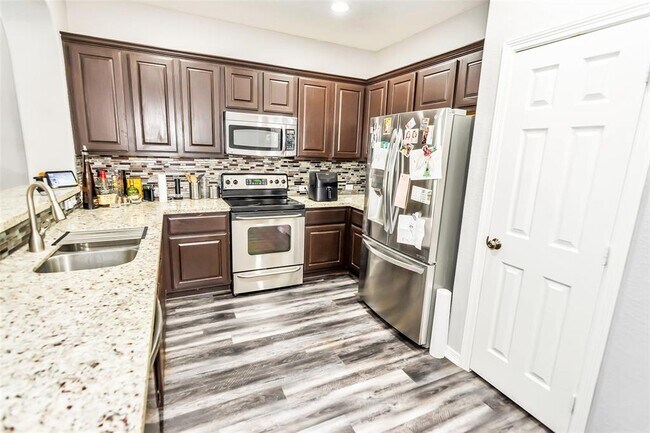 Building Photo - 12403 Gentlebrook Dr