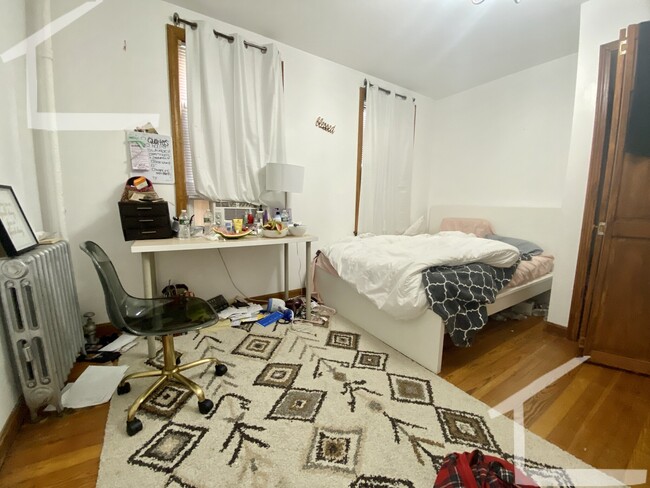 Building Photo - 45 Litchfield St