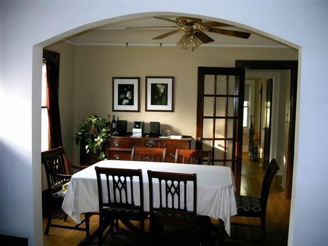 dining room - 22200 Olmstead St