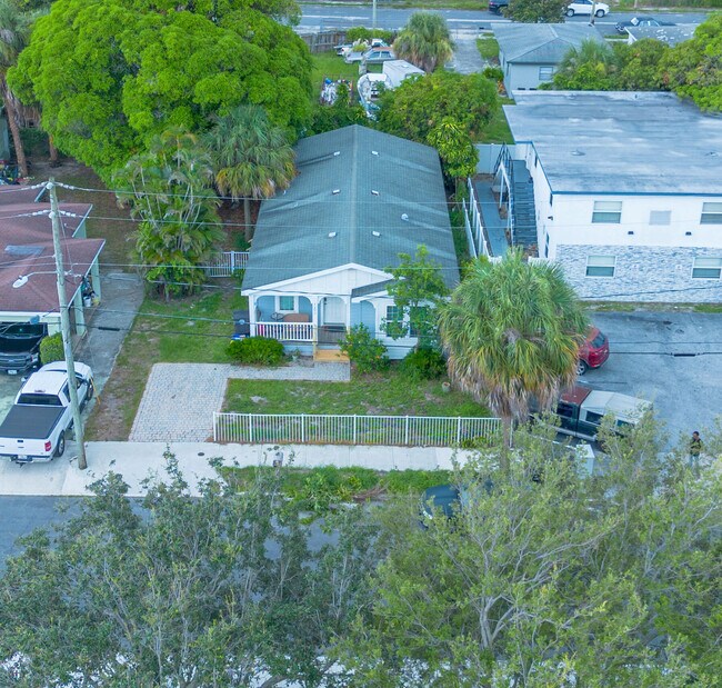 Foto del edificio - 1102 19th St