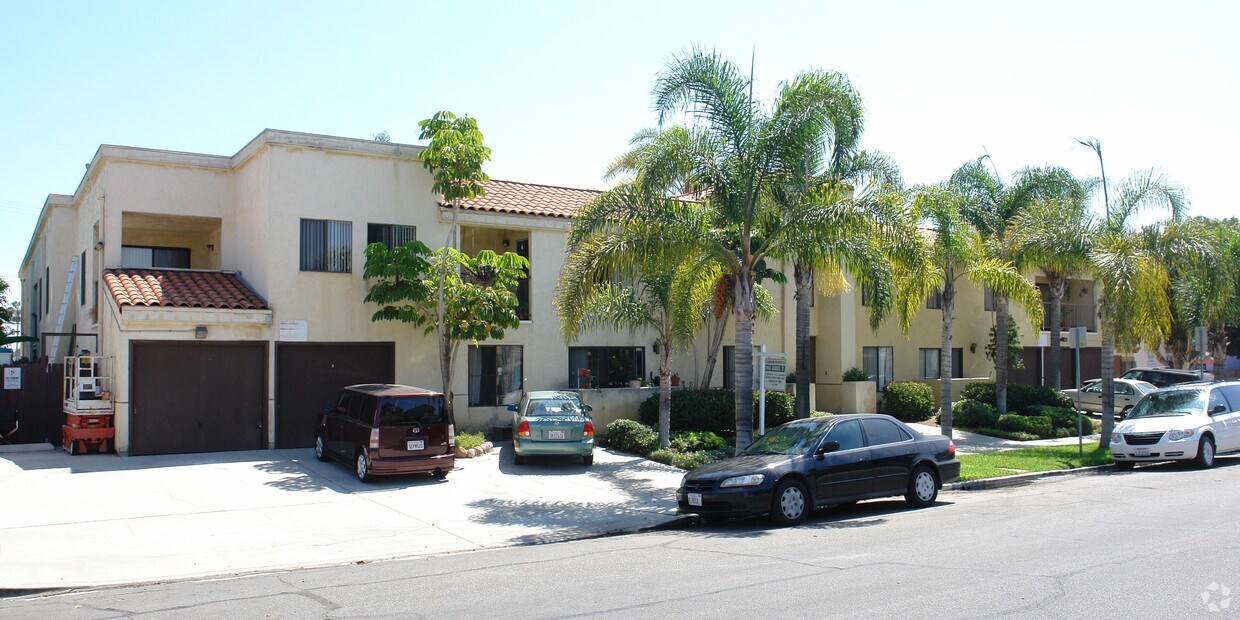 Foto del edificio - Georgia Palms Apartment Homes