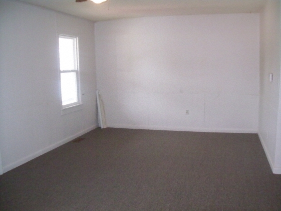Building Photo - 306 N Bradley Ave