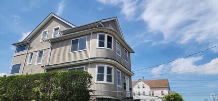 Building Photo - 786 Highland Ave