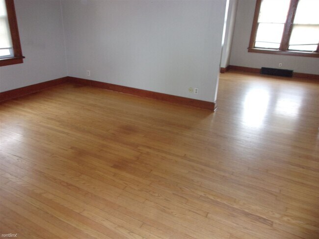 Building Photo - 2 br, 1 bath House - 3331 Washington St  H...