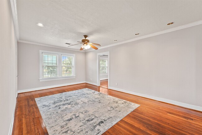 Foto del edificio - 1637 Castle Ct