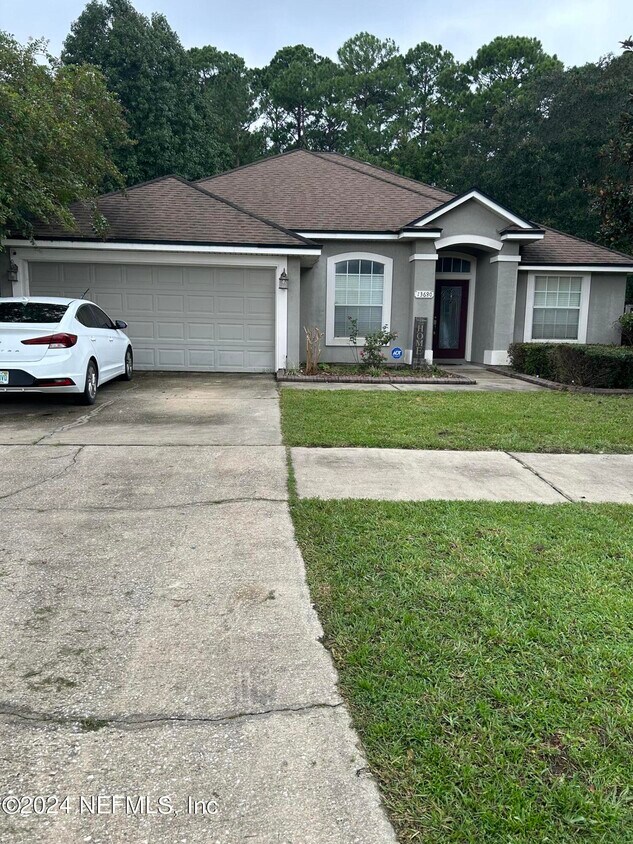 Primary Photo - 13680 Victoria Lakes Dr