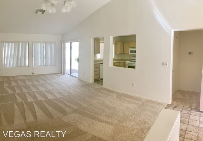 Building Photo - 2641 Breakers Creek Dr