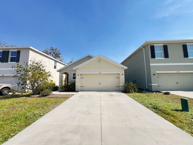 Building Photo - Amazing 3 Bedroom, 2 Bathroom SMART Home i...