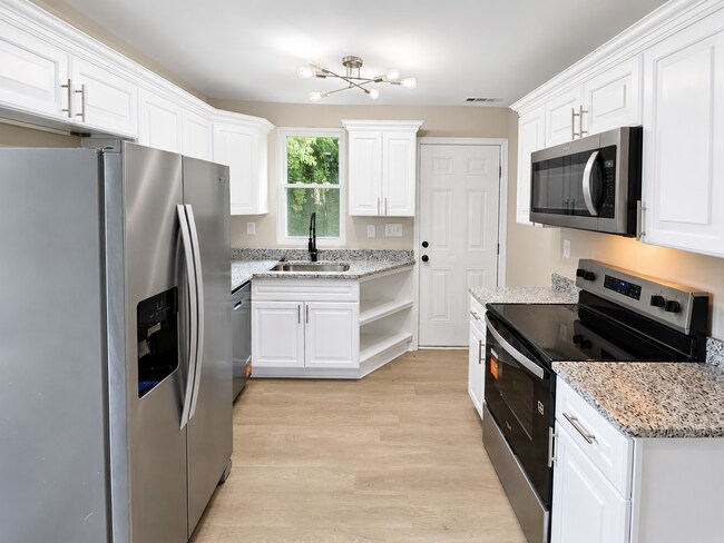 Foto del edificio - Newly Renovated 3 Bedroom Ranch Home
