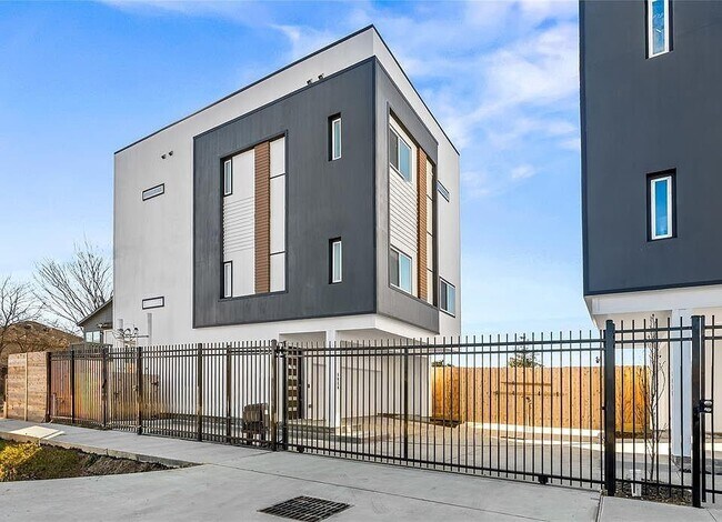 Foto del edificio - 3620 Lehall St