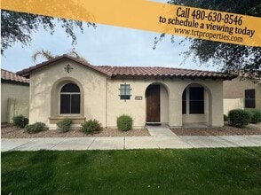 Building Photo - 4621 E Blue Sage Rd