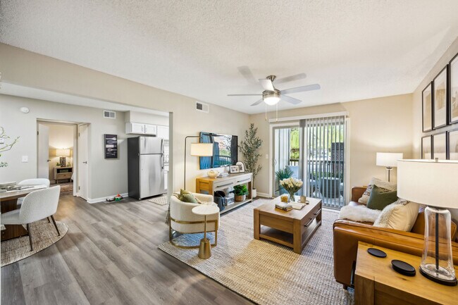 Building Photo - Cypress Pointe