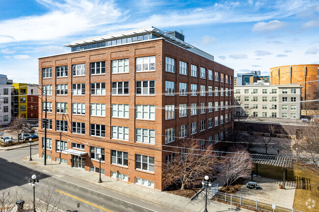 Building Photo - Ninth Street Lofts
