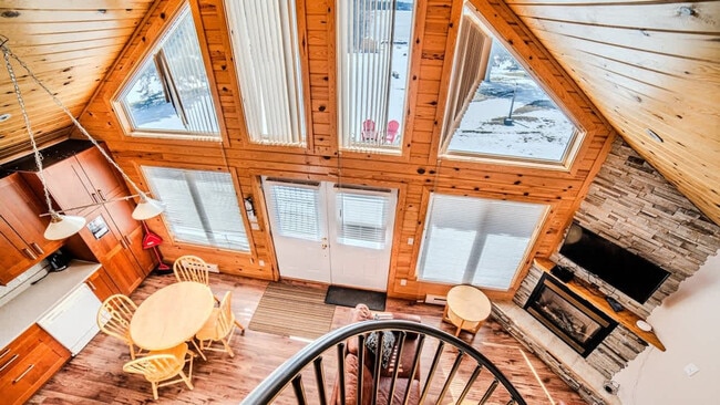 Photo du bâtiment - 2689 Muskoka District Road 118 West