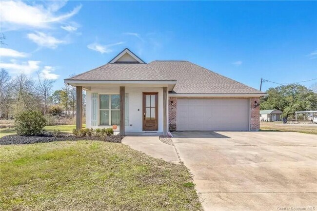 Building Photo - Beautiful home for lease
