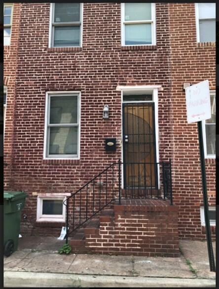 Primary Photo - 631 Archer St