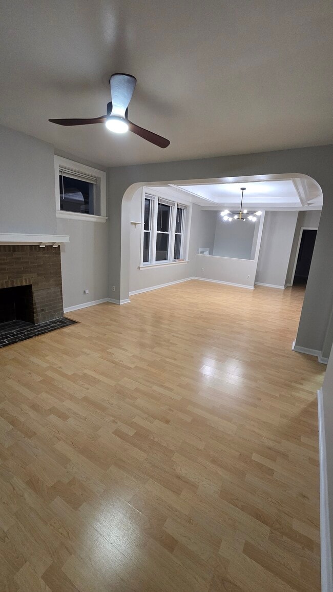 Building Photo - 5617 S Kingshighway Blvd