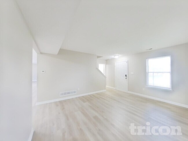 Foto del edificio - 11118 Waterfield Pl