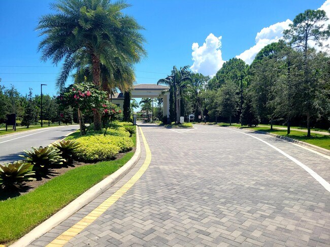 Foto del edificio - 7157 Villamar Way