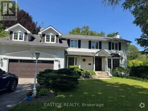 Building Photo - 161 Pinehurst Dr