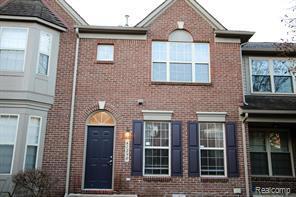 Building Photo - 41290 Maplewood Drive