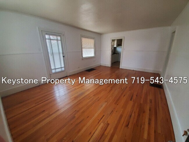 Foto del edificio - 1108 Jones Ave