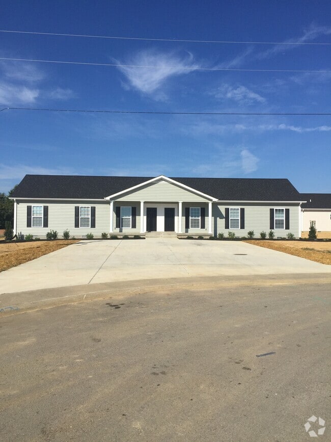 Building Photo - 1262 Bluegrass Rd