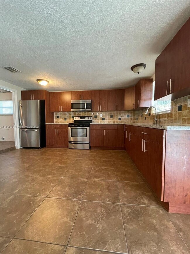 Foto del edificio - 4160 SW 36th St