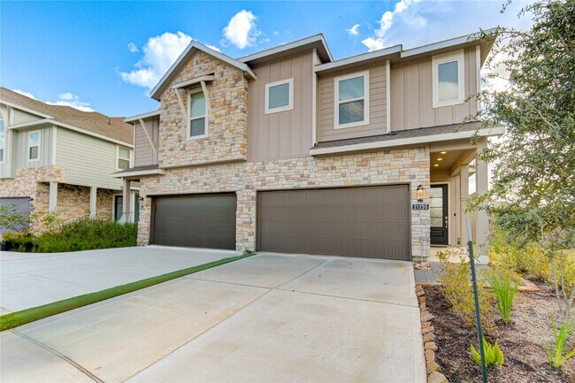 Foto del edificio - 21255 Doubtful Cyn Dr