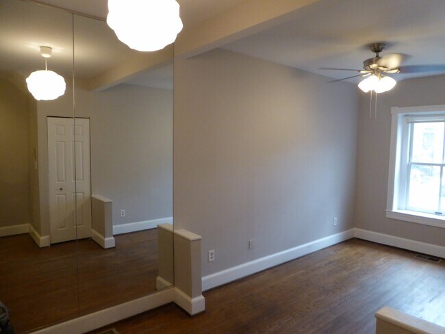 Foto del edificio - 2143 Newport Pl