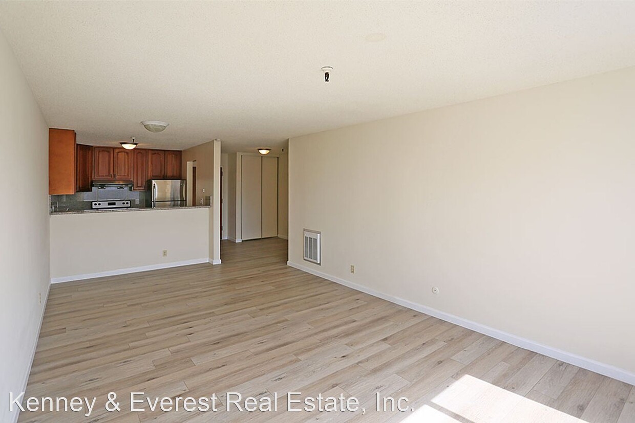 Primary Photo - Studio, 1 bath House - 1335 Pacific Avenue...