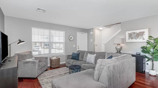 Foto del edificio - 2109 Quail Hollow Dr