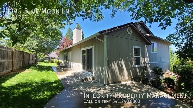 Building Photo - 1719 Blue Moon Ln