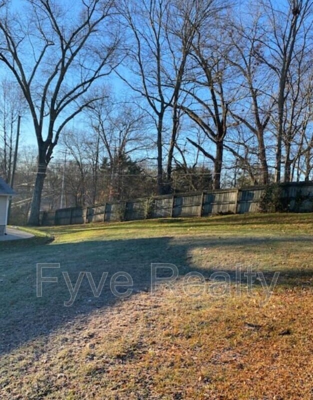 Building Photo - 8117 Bell Campground Rd