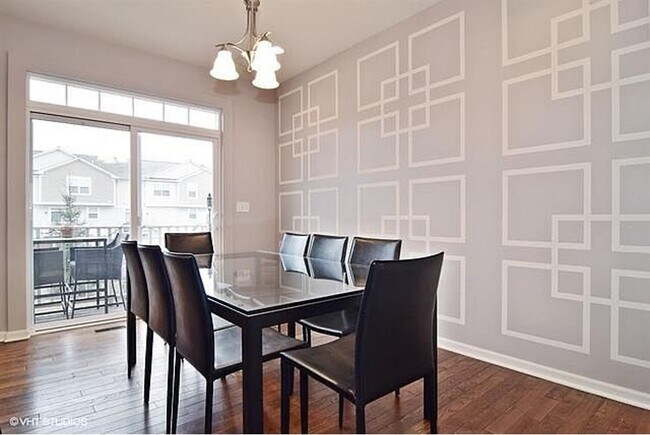Foto del edificio - 1641 Dogwood Ln